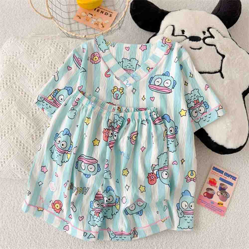 Summer Clothing Capsule - طقم بيجامة نسائية من سانريو هانجيودون،