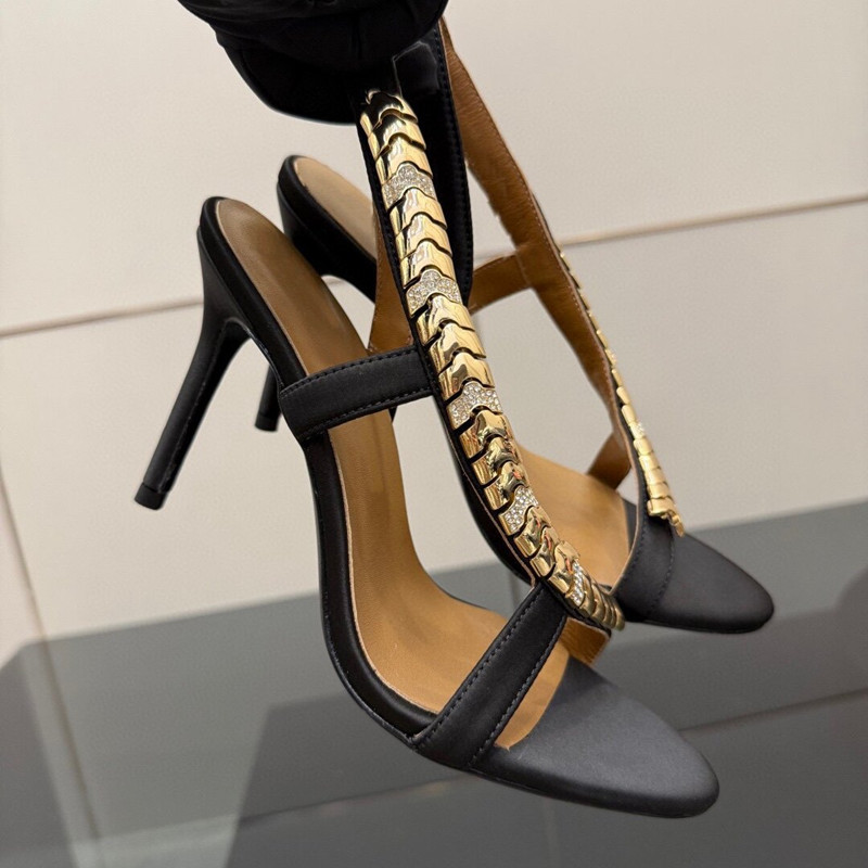 صنادل نسائية فاخرة مرصعة بالأح - مراجعة Summer Clothing Ladies وسعره