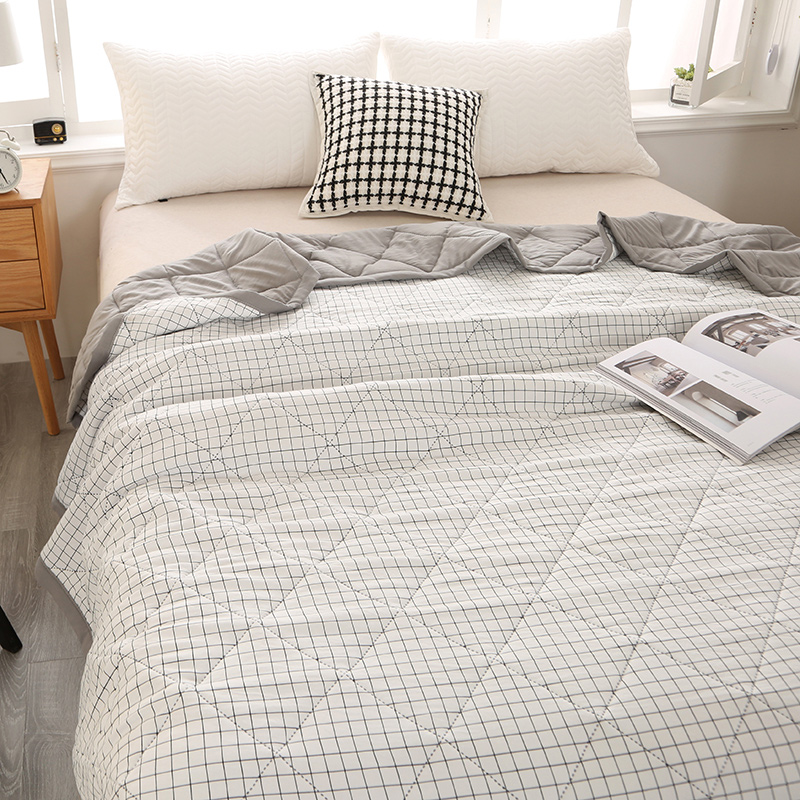 غطاء سرير مبطن قابل للغسل ، مف - مراجعة Summer Quilt وسعره