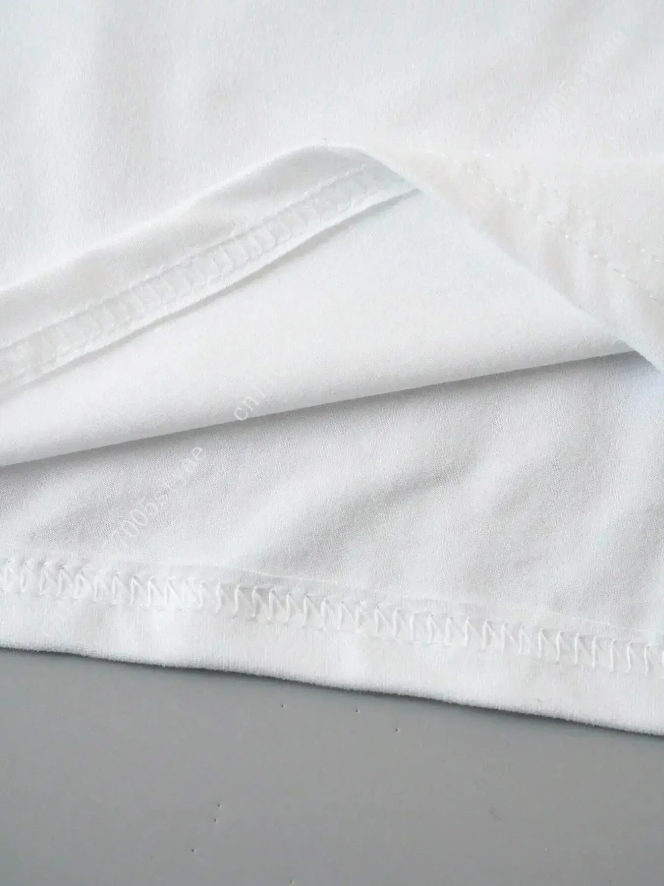 تي شيرت نسائي برقبة دائرية مطب - مراجعة Summer Quilt وسعره