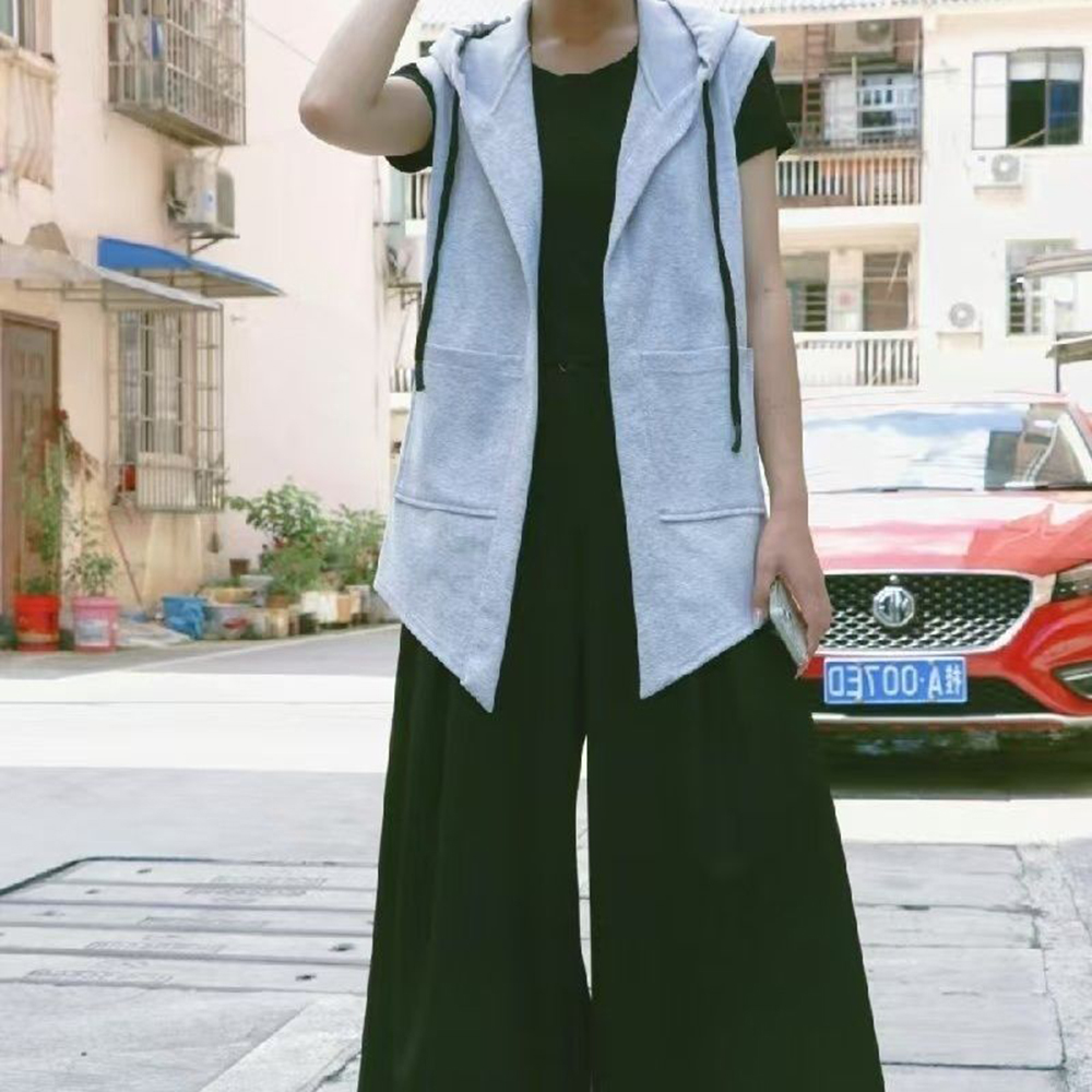 سترة رجالية بدون أكمام مع جيوب - مراجعة Summer Clothing Trends For Men 2026 وسعره