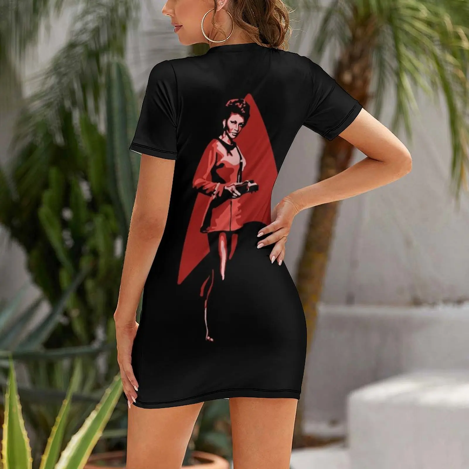 فستان ستار تريك أهورا بأكمام ق - مراجعة Summer Clothing Trends 2025 وسعره