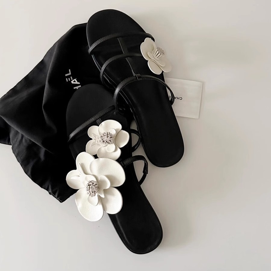 أحذية صيفية جديدة للنساء، صندل - مراجعة Summer Japanese Clothing وسعره